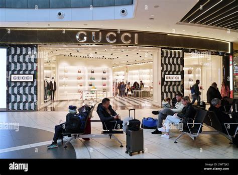 gucci roma fiumicino terminal 3